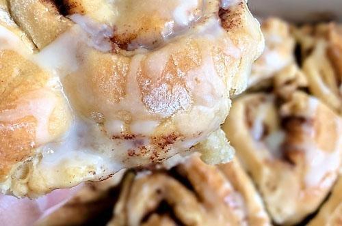 Recipe: Vegan Salted Caramel Macchiato Cinnamon Rolls
